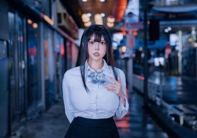 秋和柯基苦修女在线：精选摄影作品，看我如何用镜头诠释角色内心