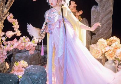 爆吉少女喵小吉艾尔登的cos分享，教你如何成为cosplay巨匠