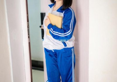 手绘呈现的七月喵子小恶魔壁纸：作品集精选