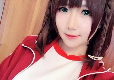 是本末末cos柴郡，超越传统cosplay的美学标杆