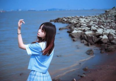 黑色jk裙疯猫ss图片：平凡少女变身萌猫战士