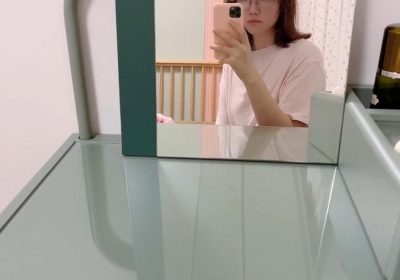 骄傲自拍不止在美颜相机，是本末末免费提供高清照片