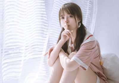 草莓味的奈奈兔cos图：好看到让你身临其境