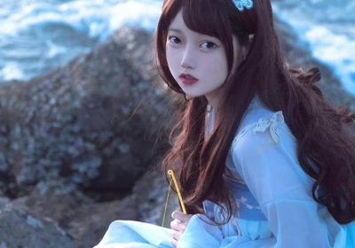 用Eloise软软资料，尝试自己cosplay的成就感与原图对比