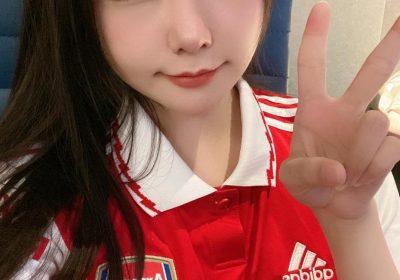 在香草喵露露百叶窗58p1v1.6g之前，你从未见过如此美的cos作品