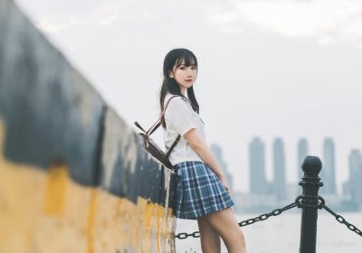 我的专属面饼仙儿白丝：完美的定制照片，展现你独特的美。