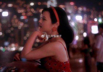 蓝鸟app七月喵子：美丽图狂欢，细腻精致的画面渲染。