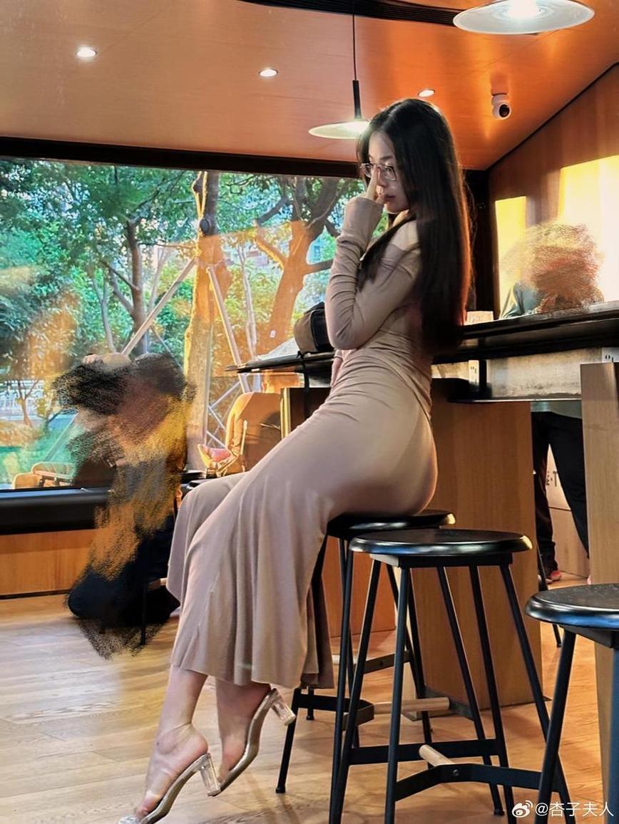 遥远星辰间,你烨烨网盘传美丽图 遥远星辰间,你烨烨网盘传美丽图