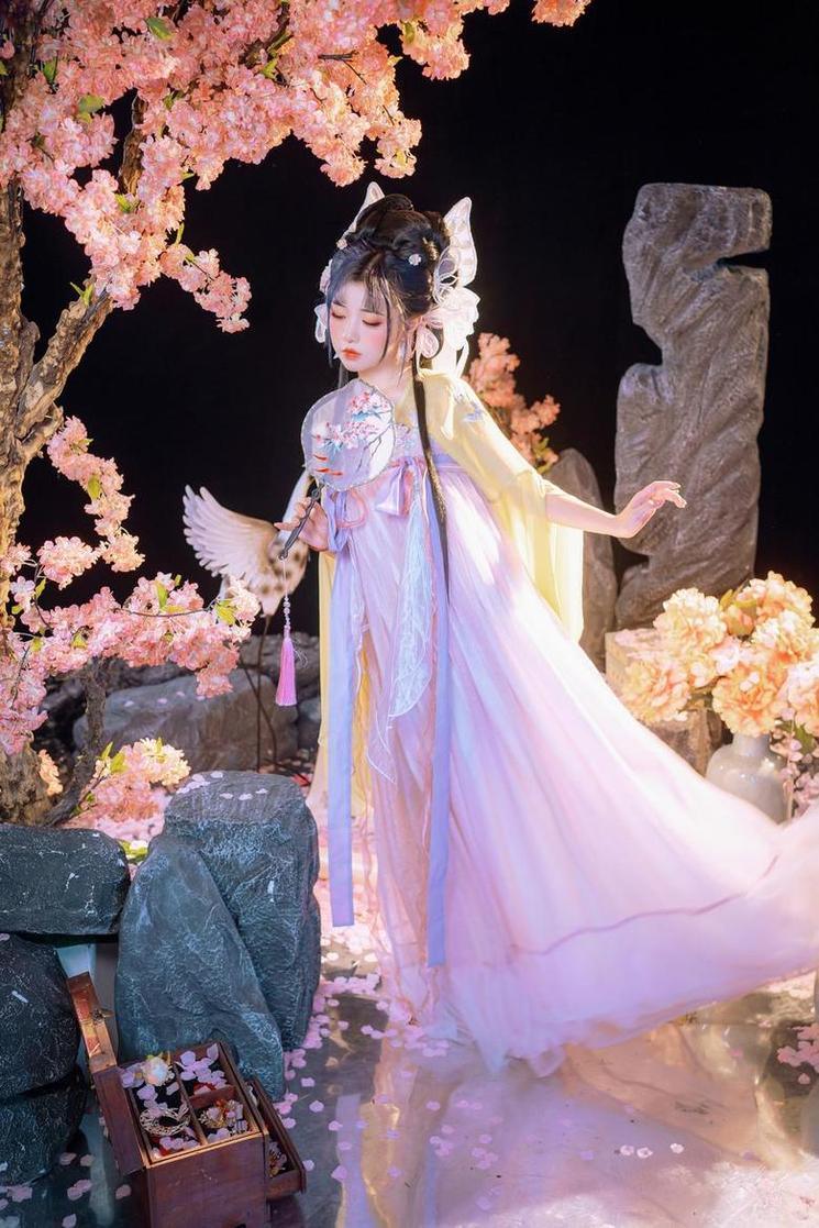 爆吉少女喵小吉艾尔登的cos分享,教你如何成为cosplay巨匠 爆吉少女喵小吉艾尔登的cos分享,教你如何成为cosplay巨匠
