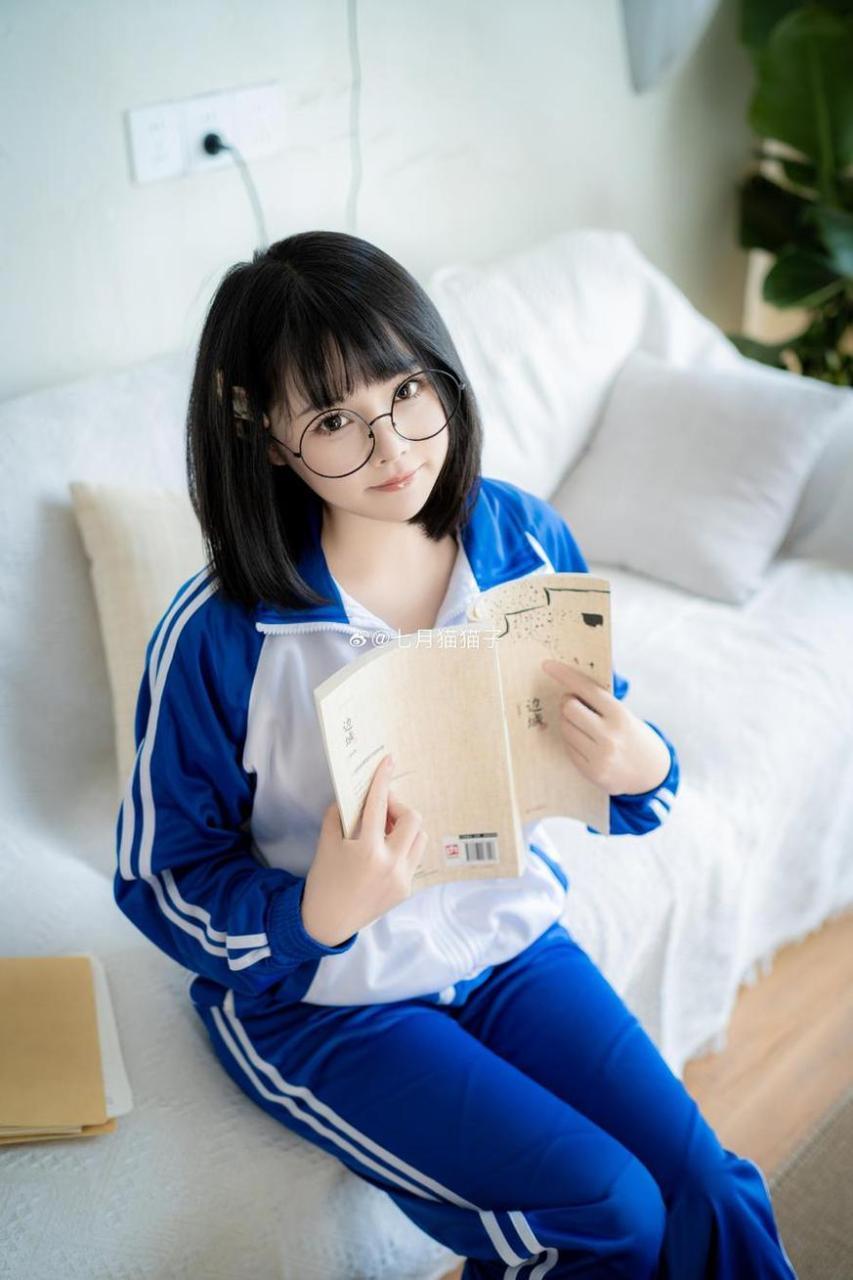 七月喵子jk壁纸,用这些照片点亮你的屏幕 七月喵子jk壁纸,用这些照片点亮你的屏幕