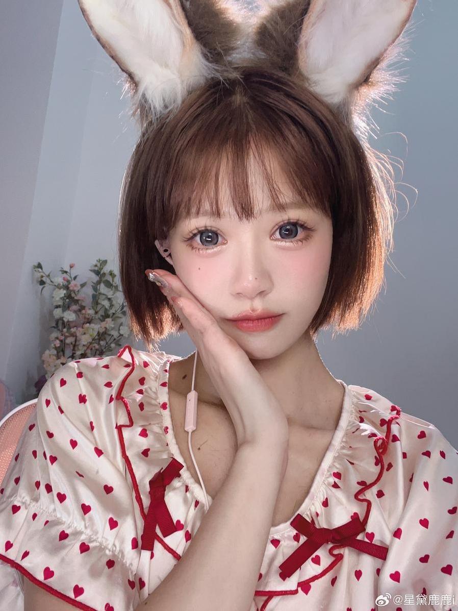 千反田鹿子no.01小僵尸cos图片包大放送 千反田鹿子no.01小僵尸cos图片包大放送