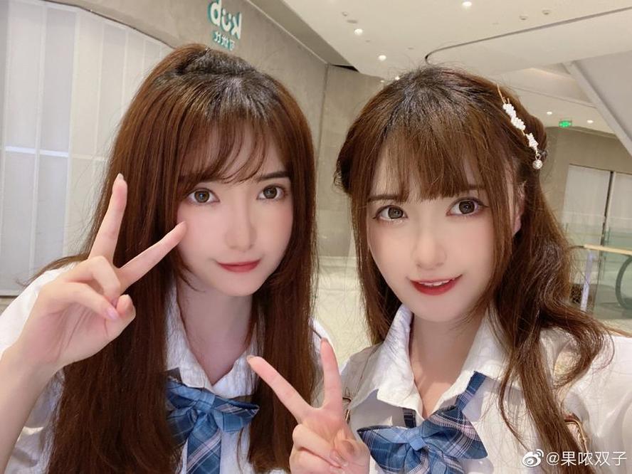 极致美感:果哝双子素颜无删版美丽图鉴赏。 极致美感:果哝双子素颜无删版美丽图鉴赏。