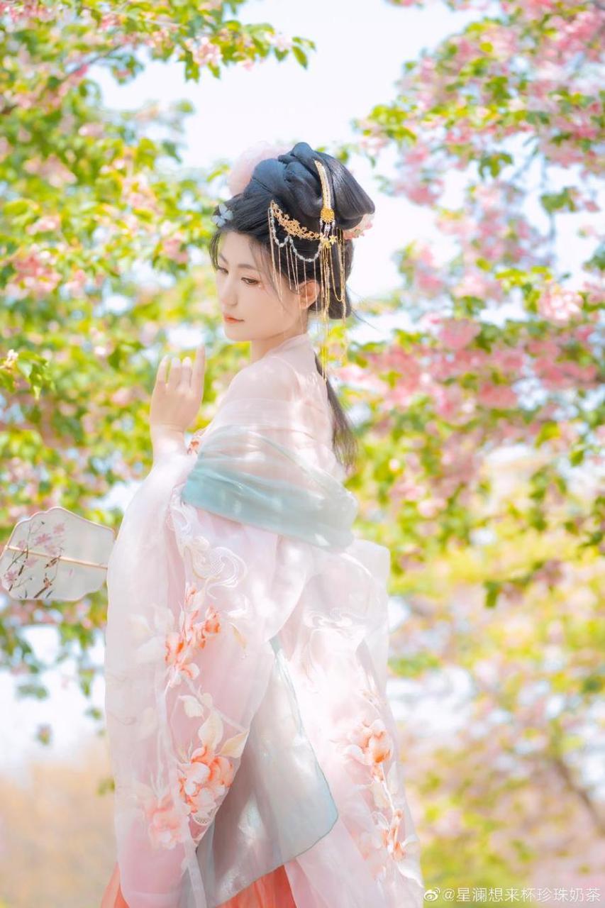 星澜是澜澜叫澜妹呀是谁,一组高清美丽图来袭 星澜是澜澜叫澜妹呀是谁,一组高清美丽图来袭