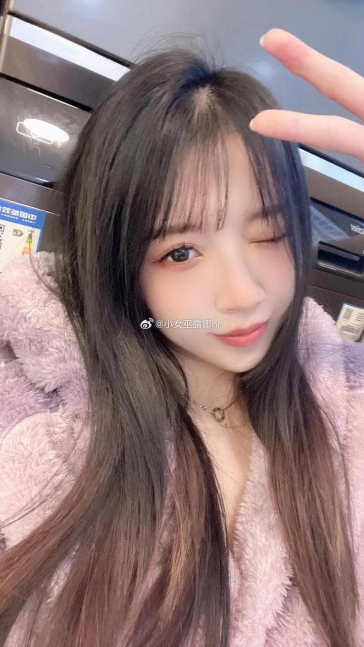 小女巫露娜付费美丽图分享,带你领略幻想之境的秘密花园。 小女巫露娜付费美丽图分享,带你领略幻想之境的秘密花园。
