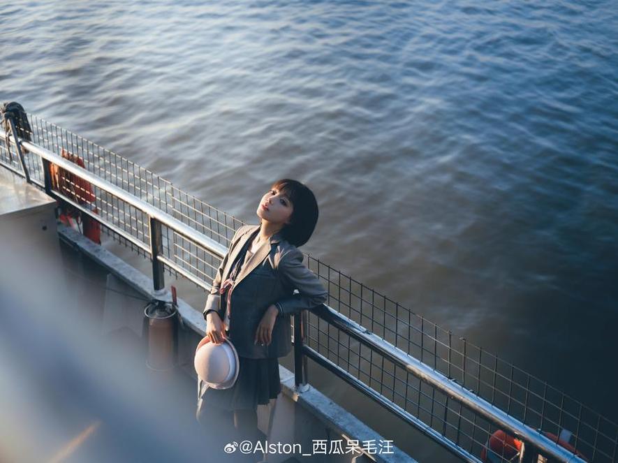 看完这一张《西瓜呆毛汪微博》美丽图,瞬间让人感受到浓浓的爱意 看完这一张《西瓜呆毛汪微博》美丽图,瞬间让人感受到浓浓的爱意