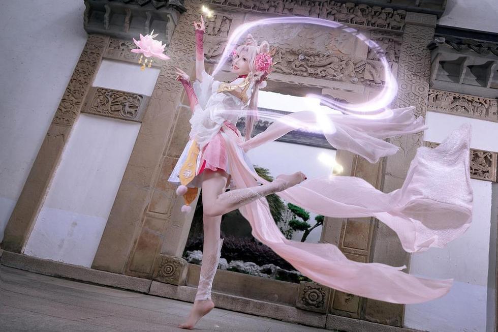 多张露儿大魔王cos美丽图分享,让你感受她的花式cosplay。 多张露儿大魔王cos美丽图分享,让你感受她的花式cosplay。