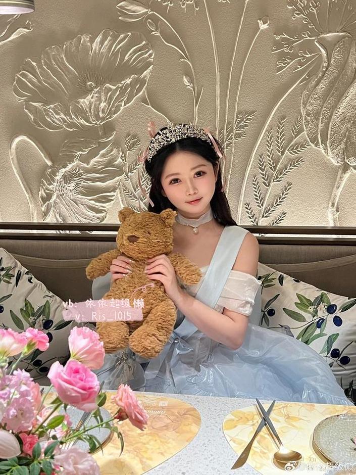 网友最爱美丽图来袭!是依酱呀小羊资源绝美丽图-集 网友最爱美丽图来袭!是依酱呀小羊资源绝美丽图-集