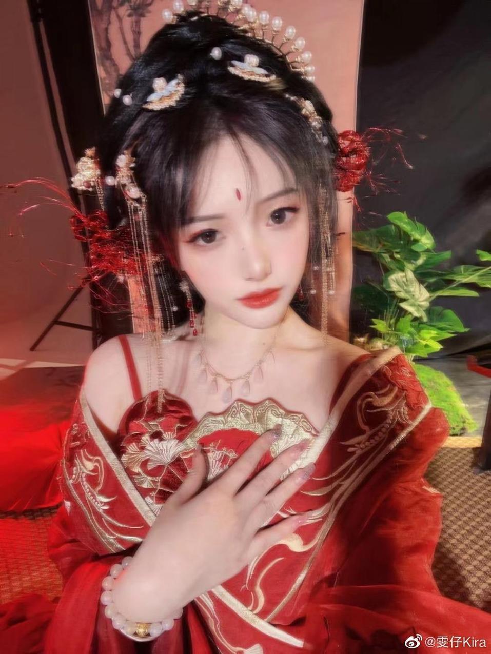 雯妹不讲道理头像原图大曝光 雯妹不讲道理头像原图大曝光