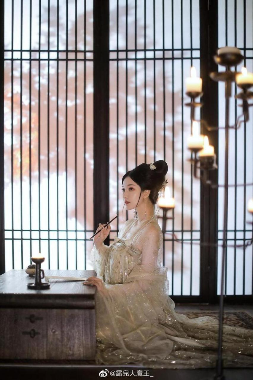 露儿大魔王cosplay貂蝉猫影美丽图更新,一尝瘾不可自拔的视觉盛宴 露儿大魔王cosplay貂蝉猫影美丽图更新,一尝瘾不可自拔的视觉盛宴