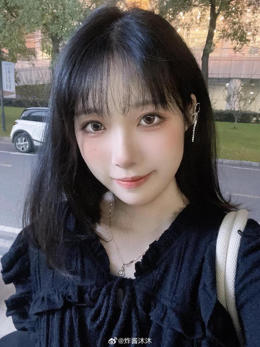 装扮与创意兼备!网红cos炸酱沐沐带来全新的cosplay图片集 装扮与创意兼备!网红cos炸酱沐沐带来全新的cosplay图片集